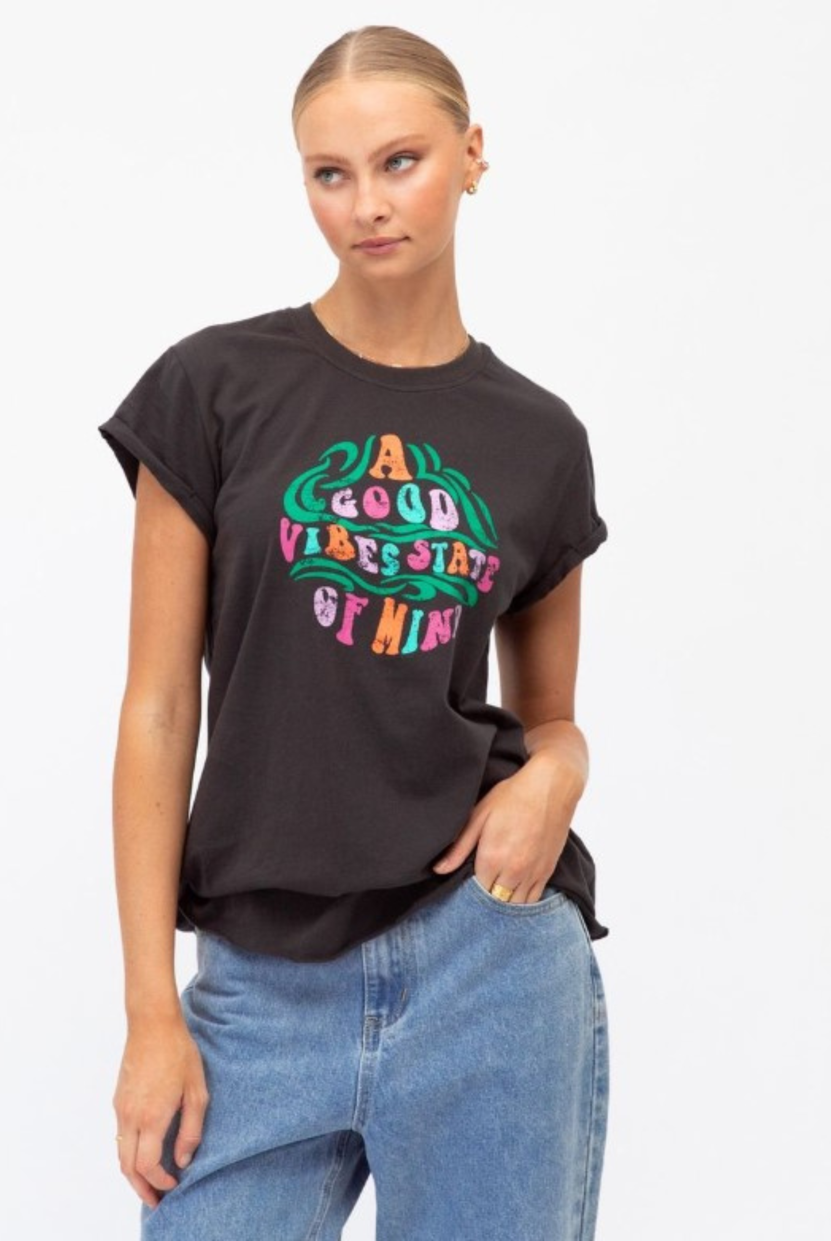 Washed black tee with Good Vibes Motif