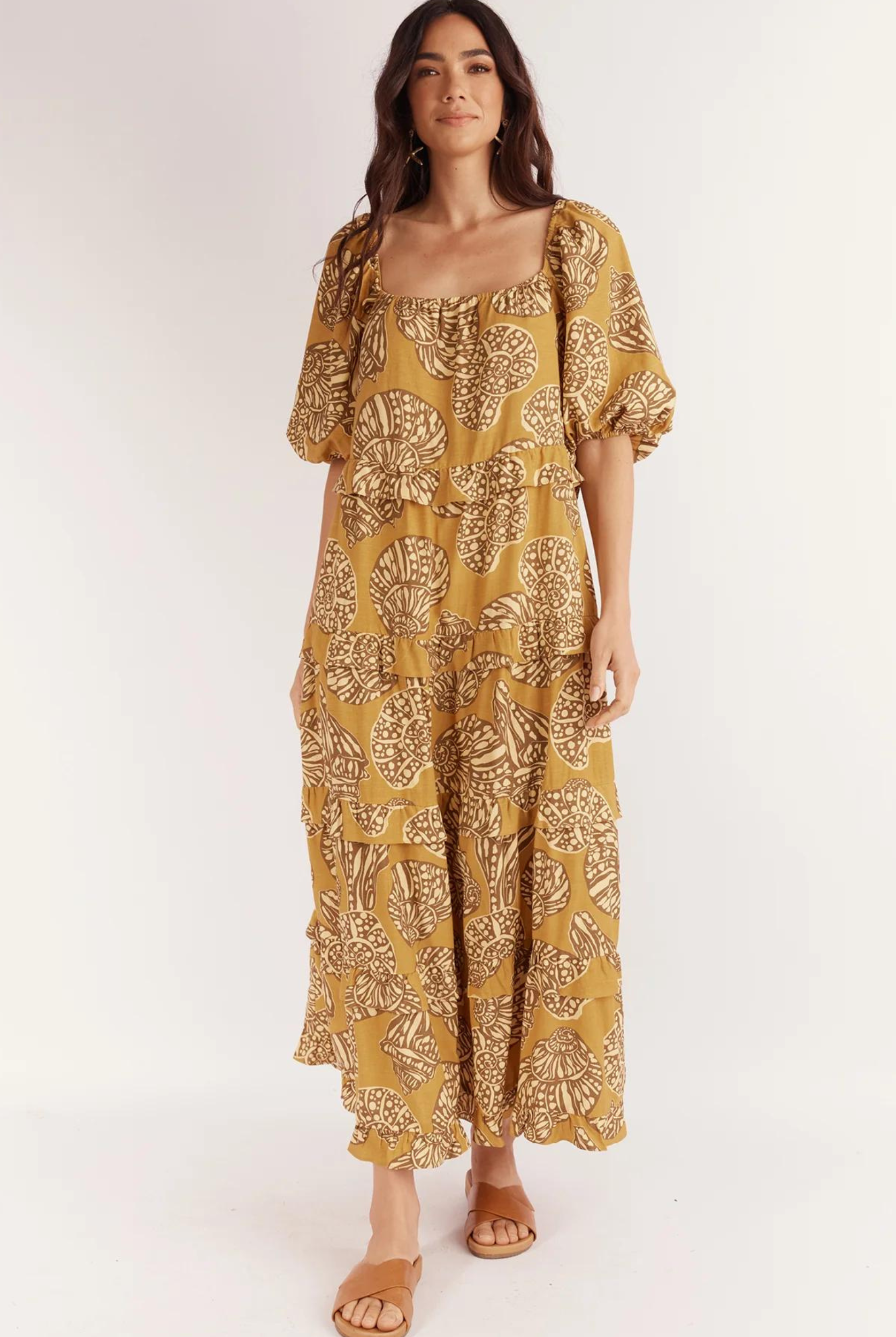Maxi Dress with tiering in gorgeous seashell neutral print