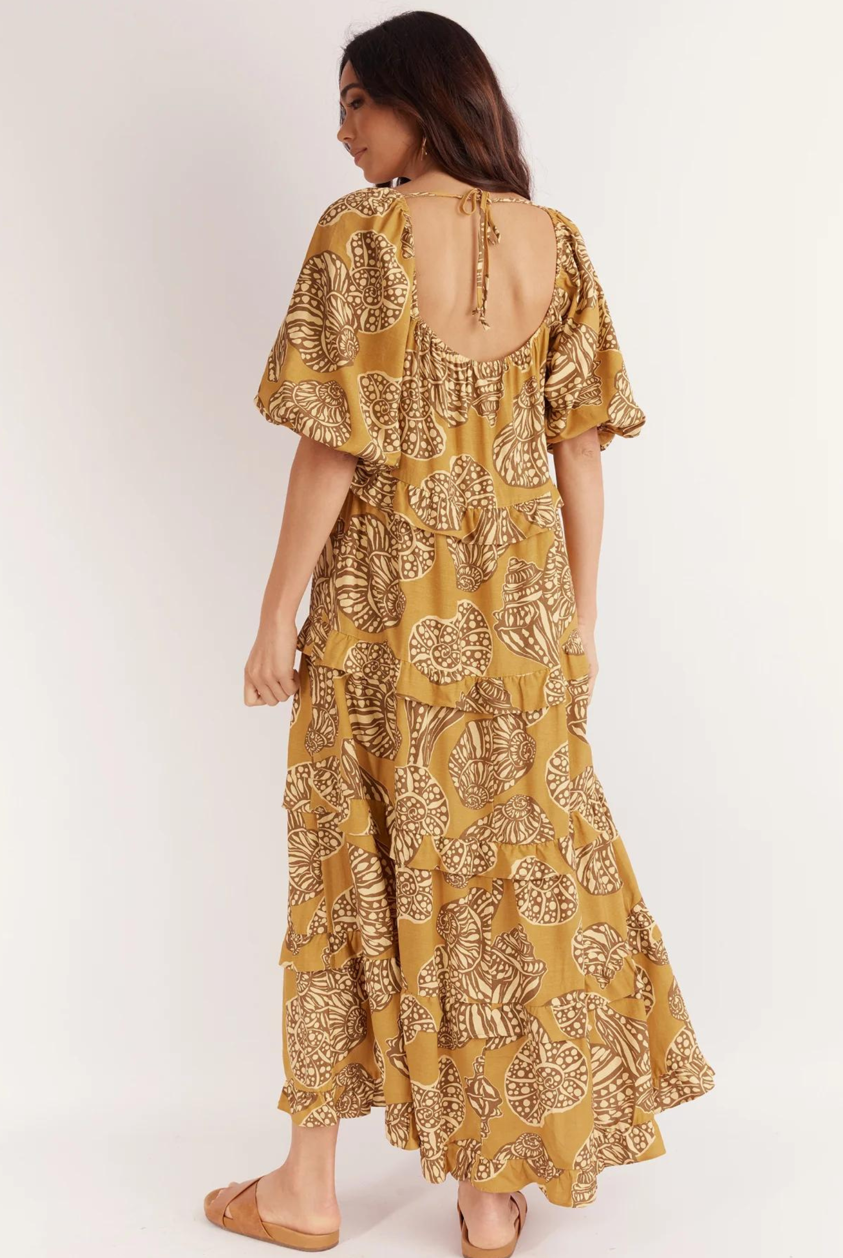 Maxi Dress with tiering in gorgeous seashell neutral print