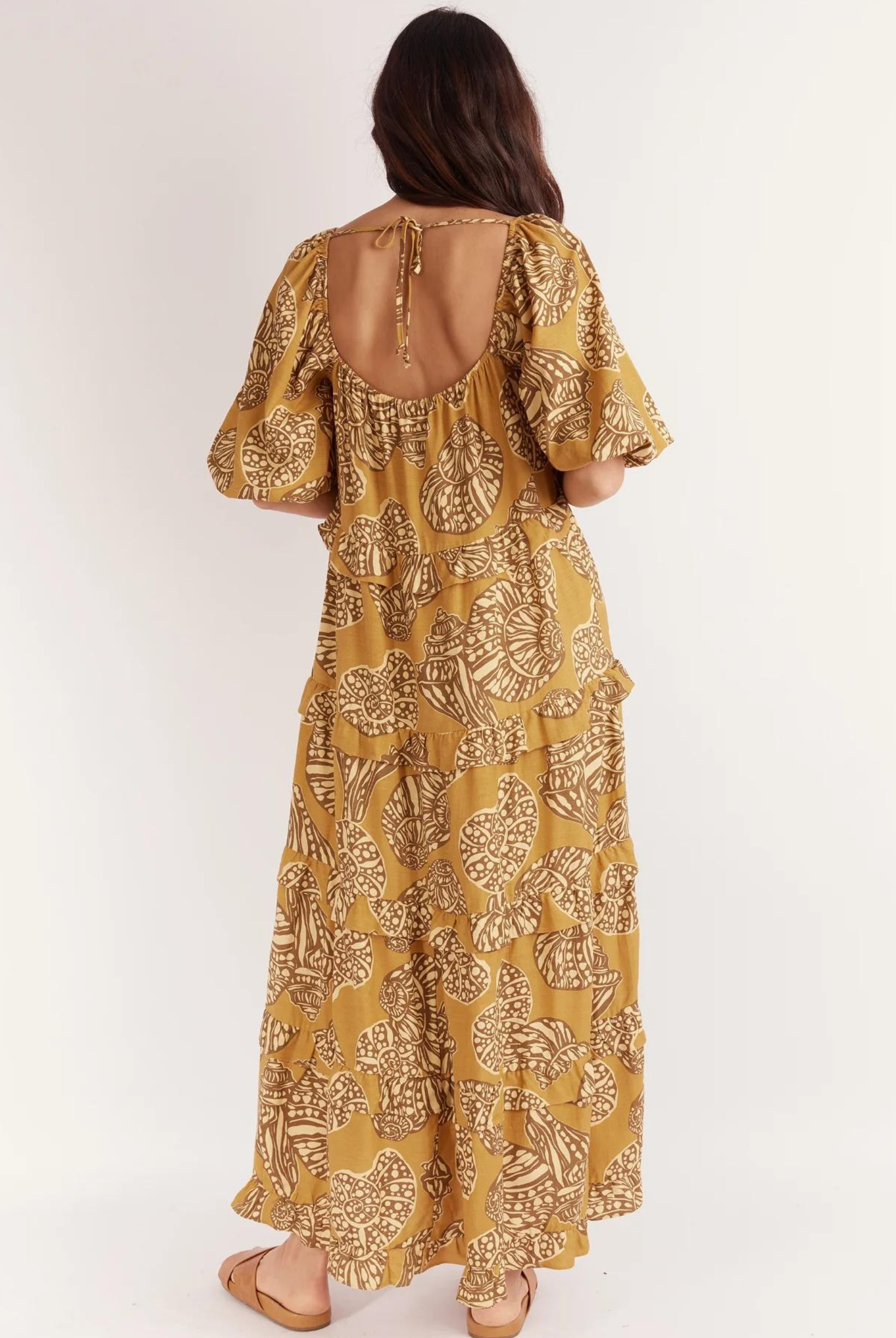Maxi Dress with tiering in gorgeous seashell neutral print