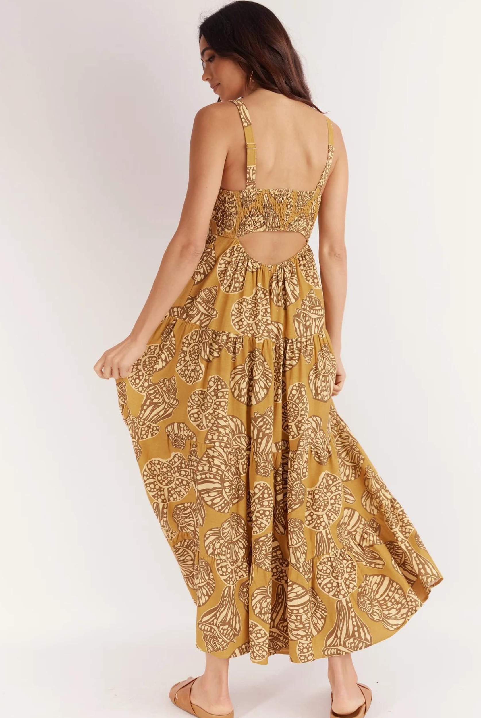 Seashell print strappy midi dress with cutout at back