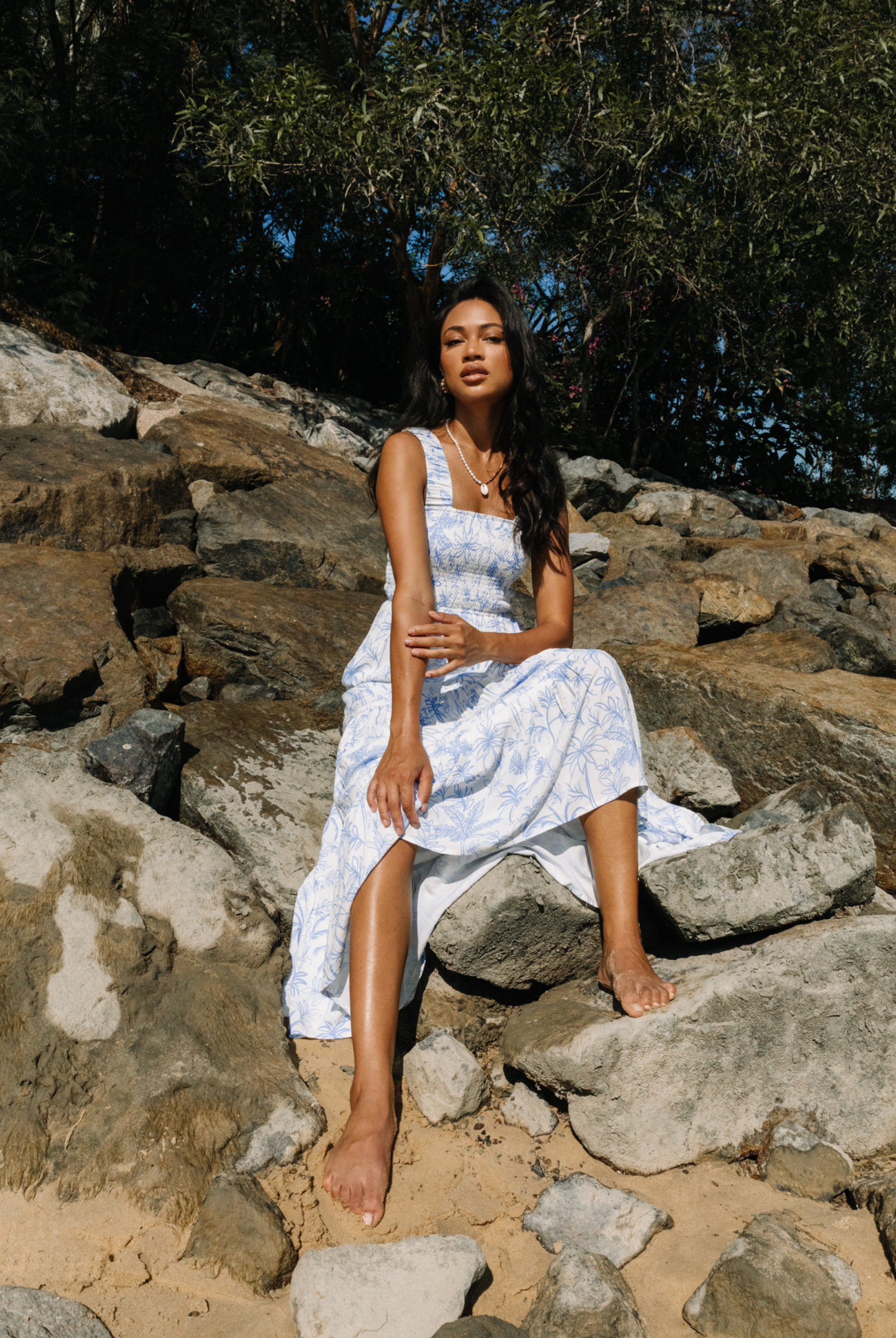 ESTL Katerina Maxi Dress in Blue and white print maxi dress