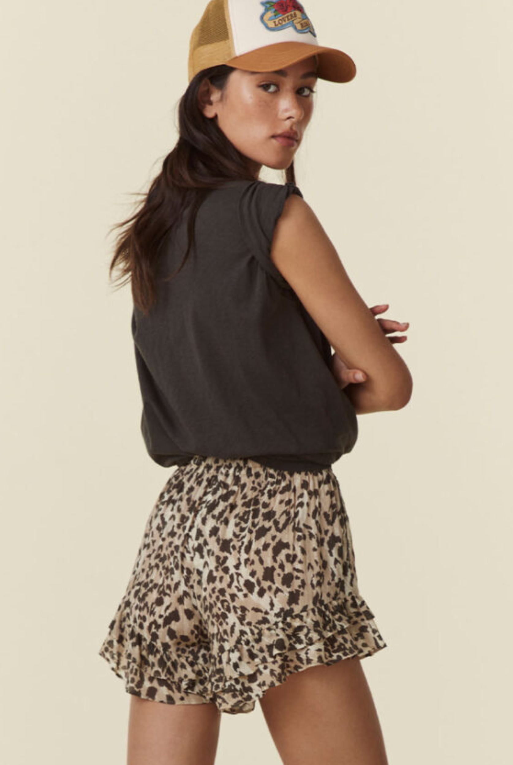 Spell Belle Mare Shorts in organic cotton and viscose with neutral ties with metal trims