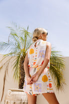 Woven viscose short with elasticated waistband and tropical print
