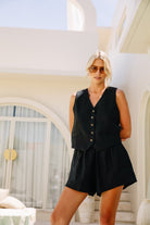 Black linen short with elasticated waist