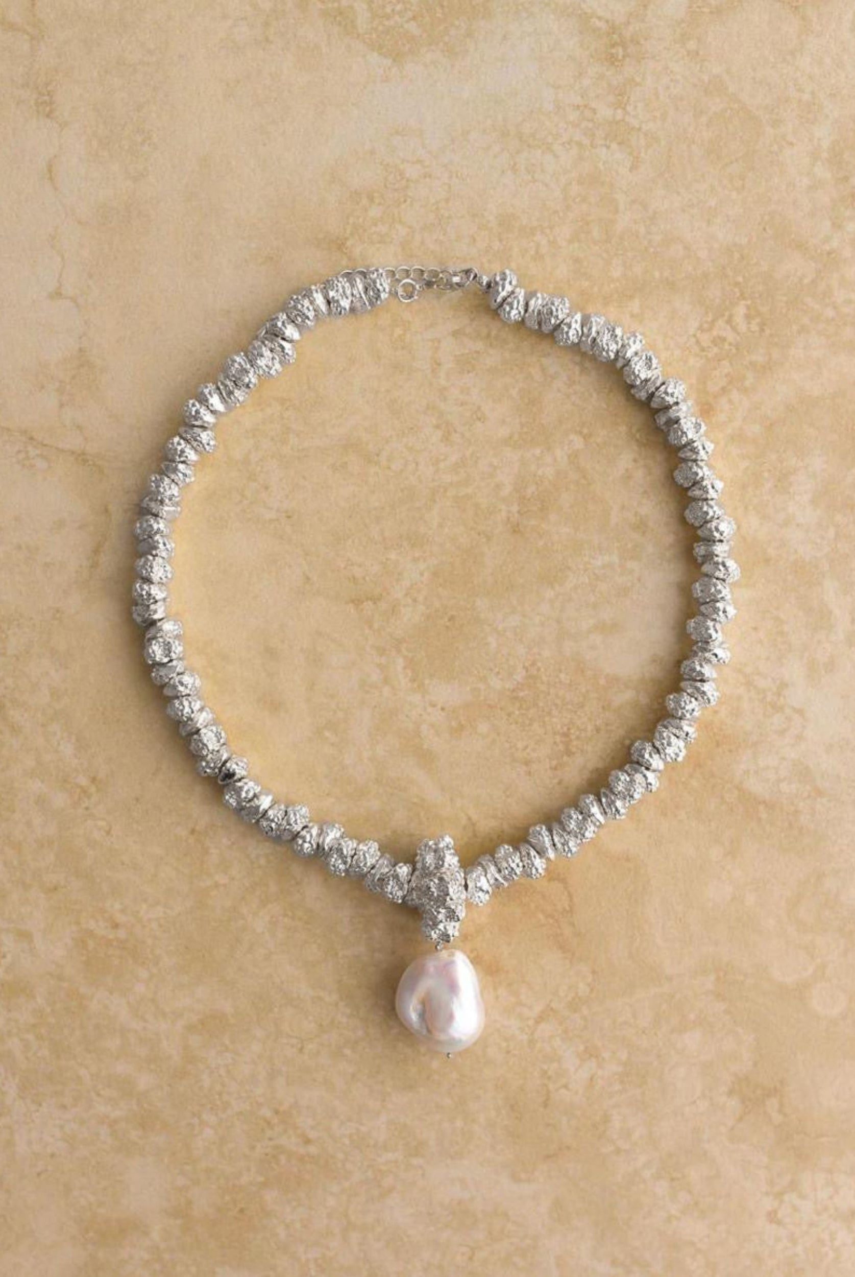 Indigo & Wolfe Jewel Necklace Silver