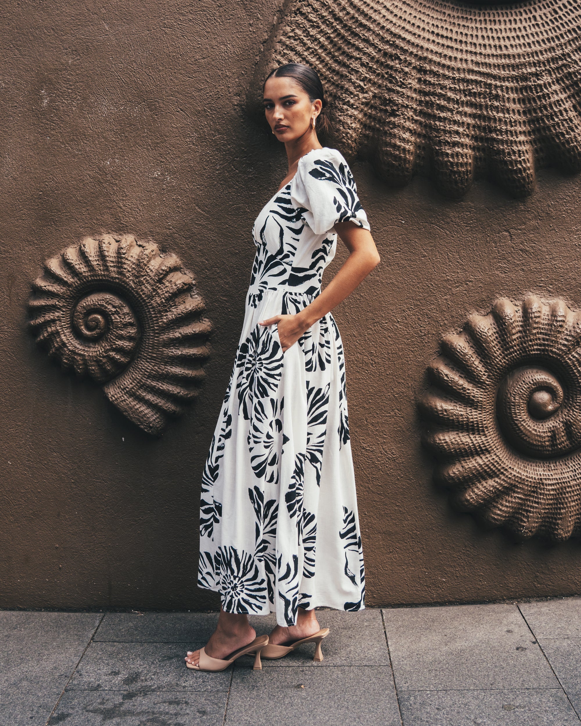 Black and white floral linen rayon dress from White Closet