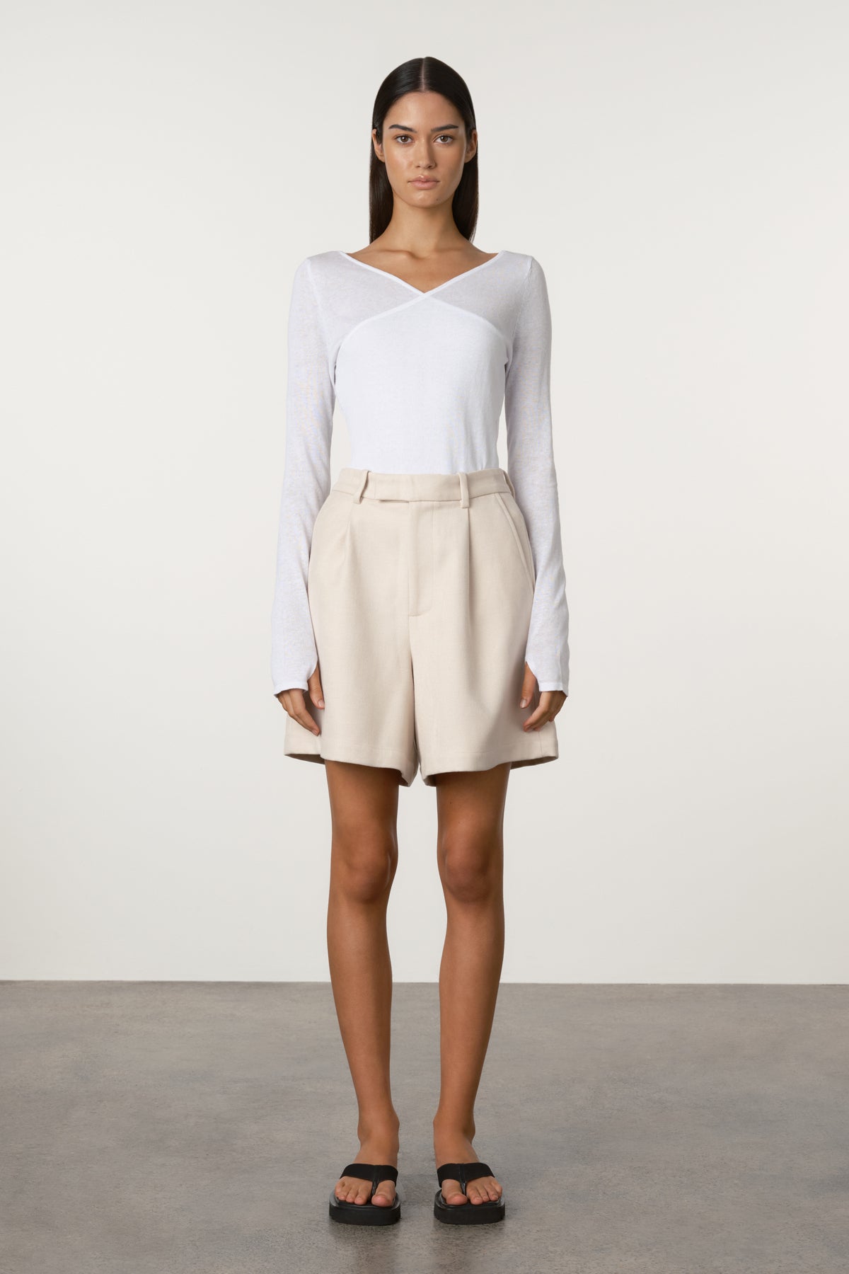 Tailored Short in Husk Zulu & Zephyr