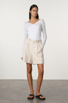 Tailored Short in Husk Zulu & Zephyr