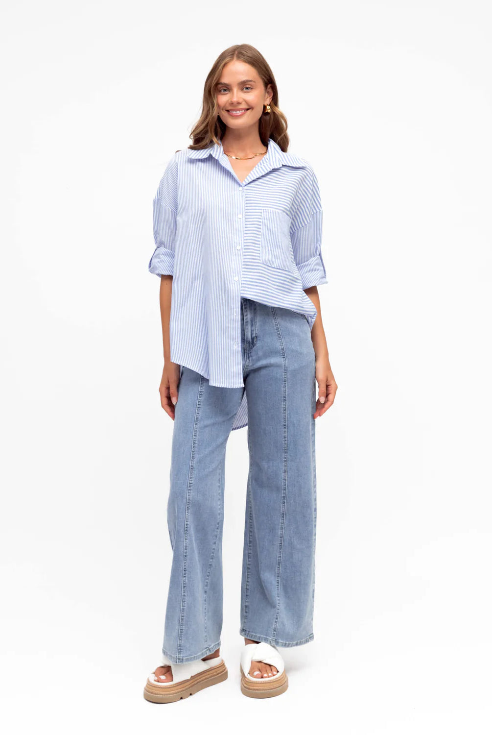 Wide leg straight leg jean from Label of love