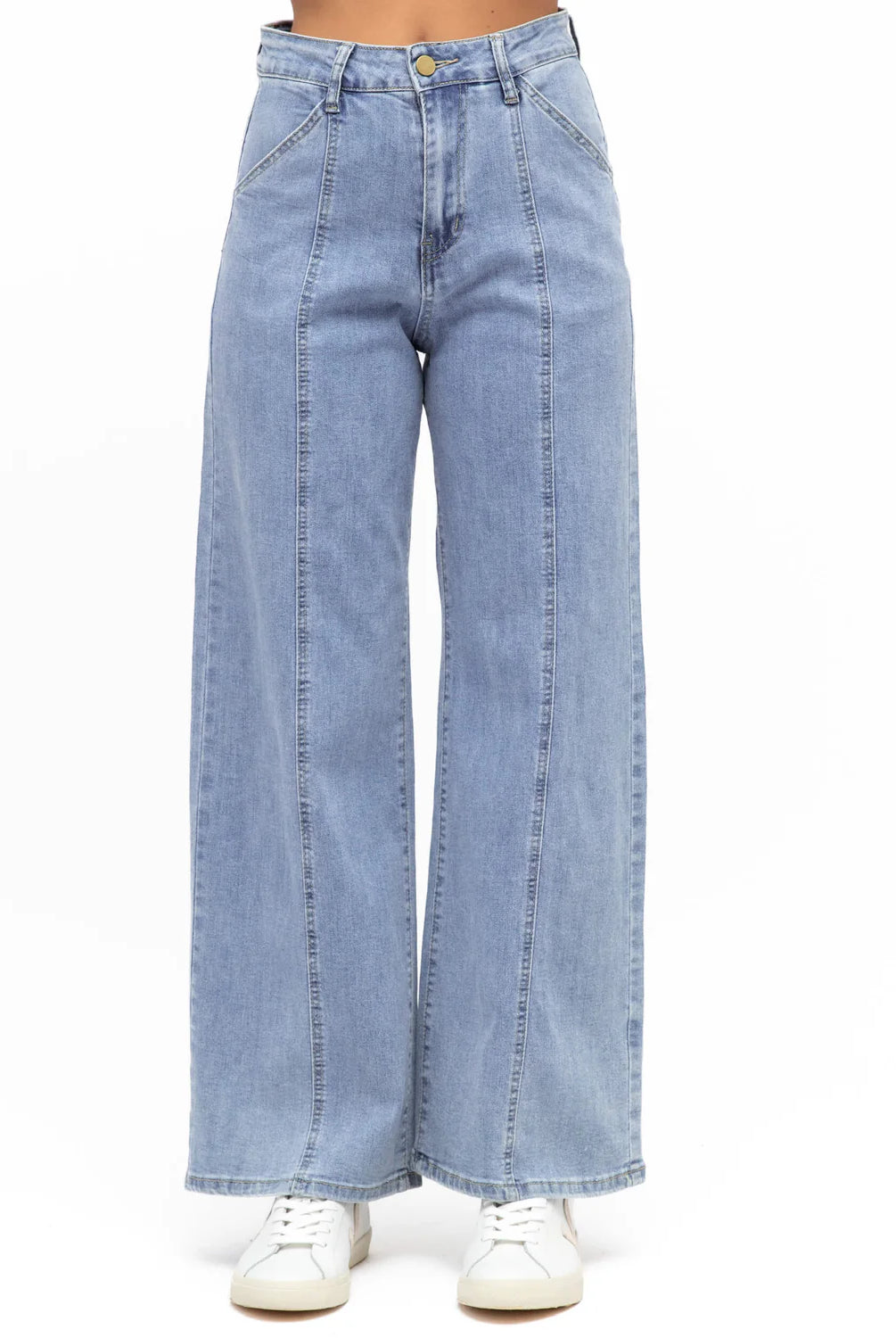 Wide leg straight leg jean from Label of love