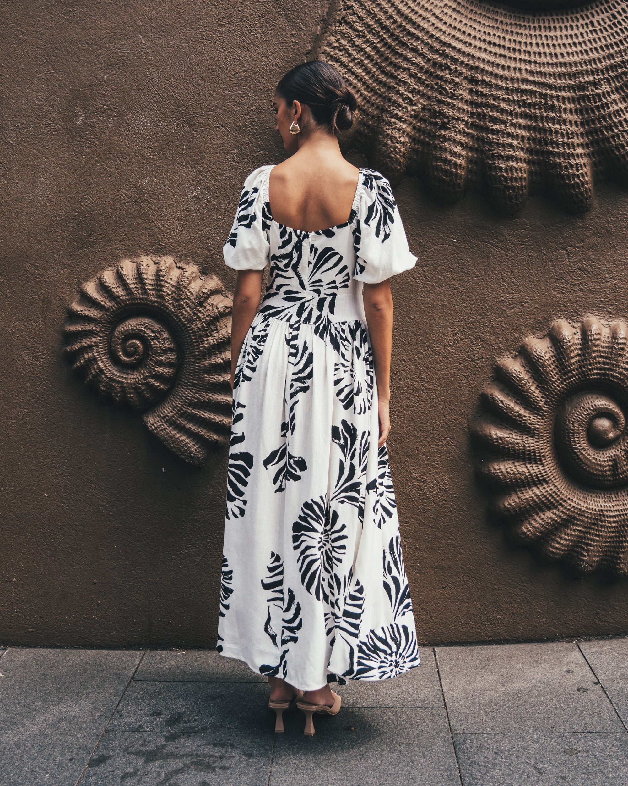 Black and white floral linen rayon dress from White Closet