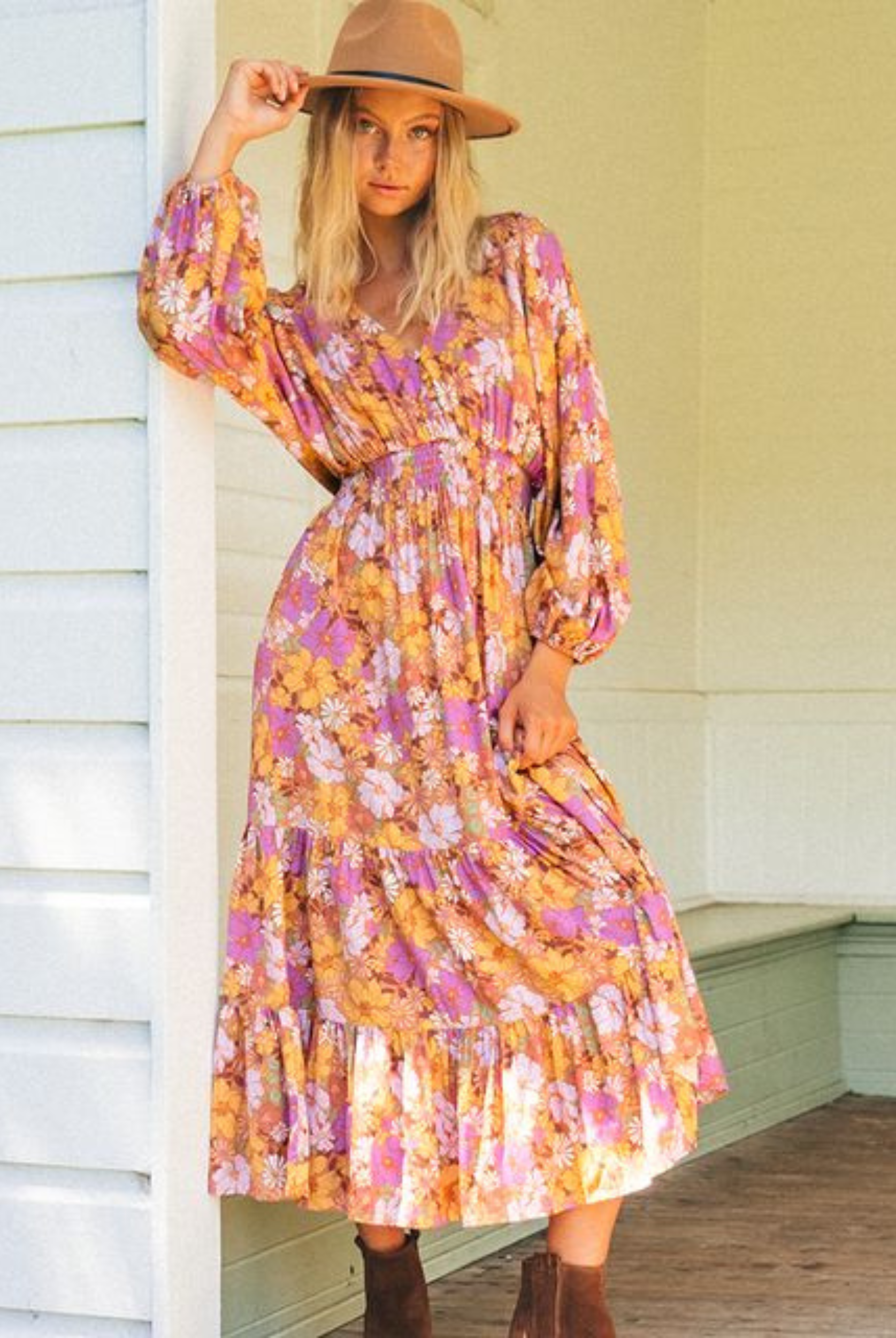 Midi Dress Annalise the perfect winter floral dress