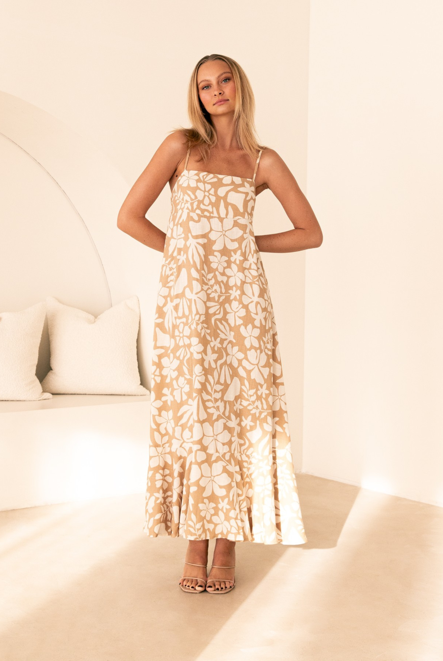 Model wearing the Courtney Cotton Maxi Dress 