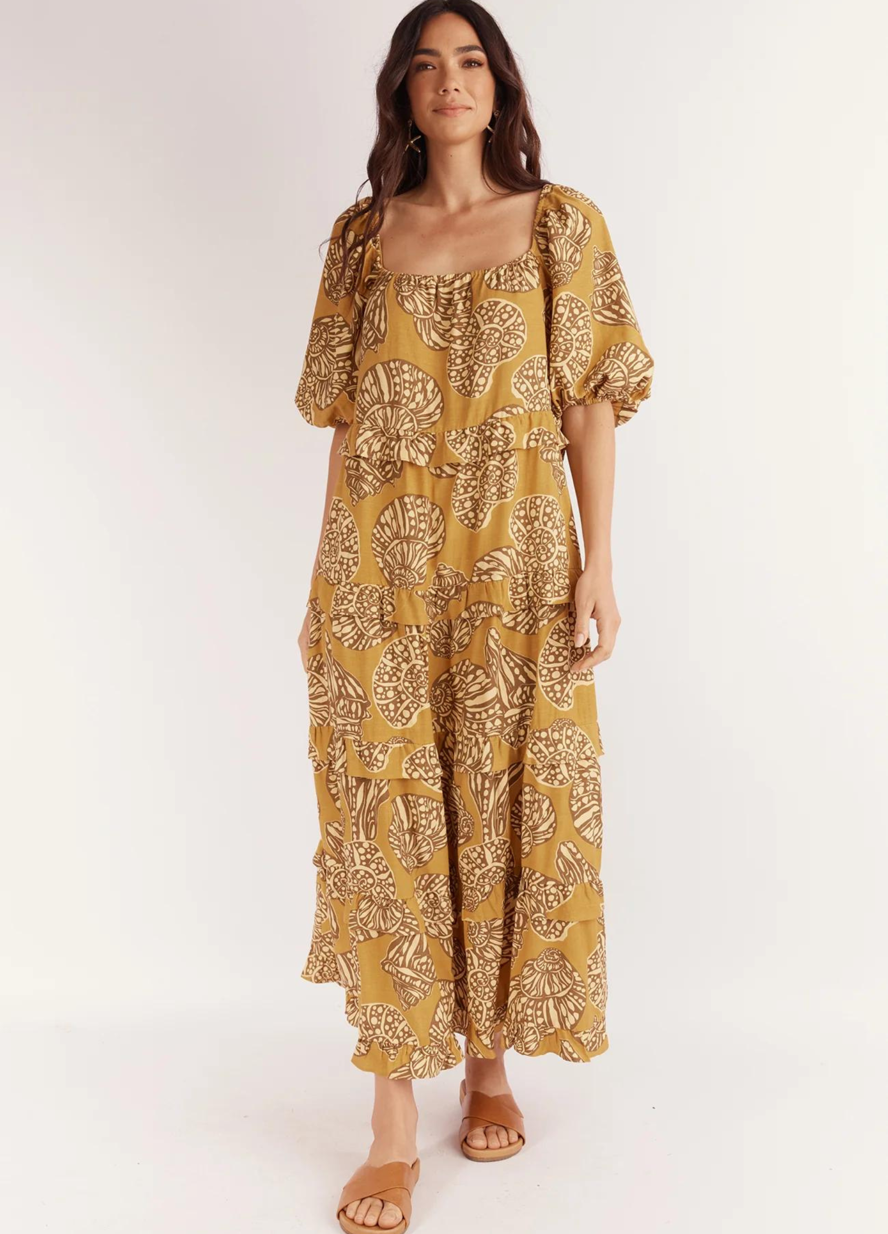 Maxi Dress with tiering in gorgeous seashell neutral print