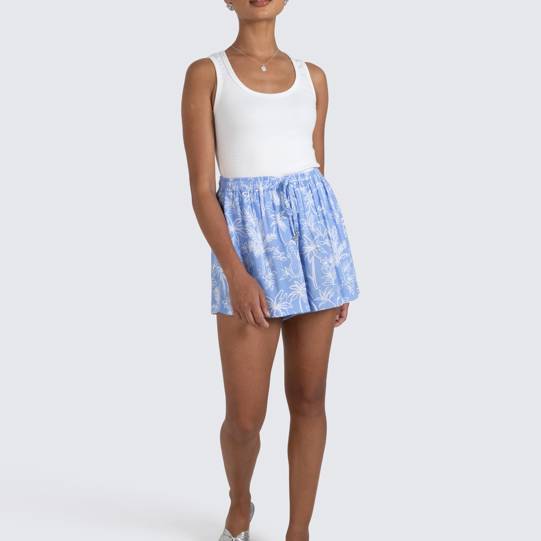 Lizzie printed woven shorts in the Sentosa Print