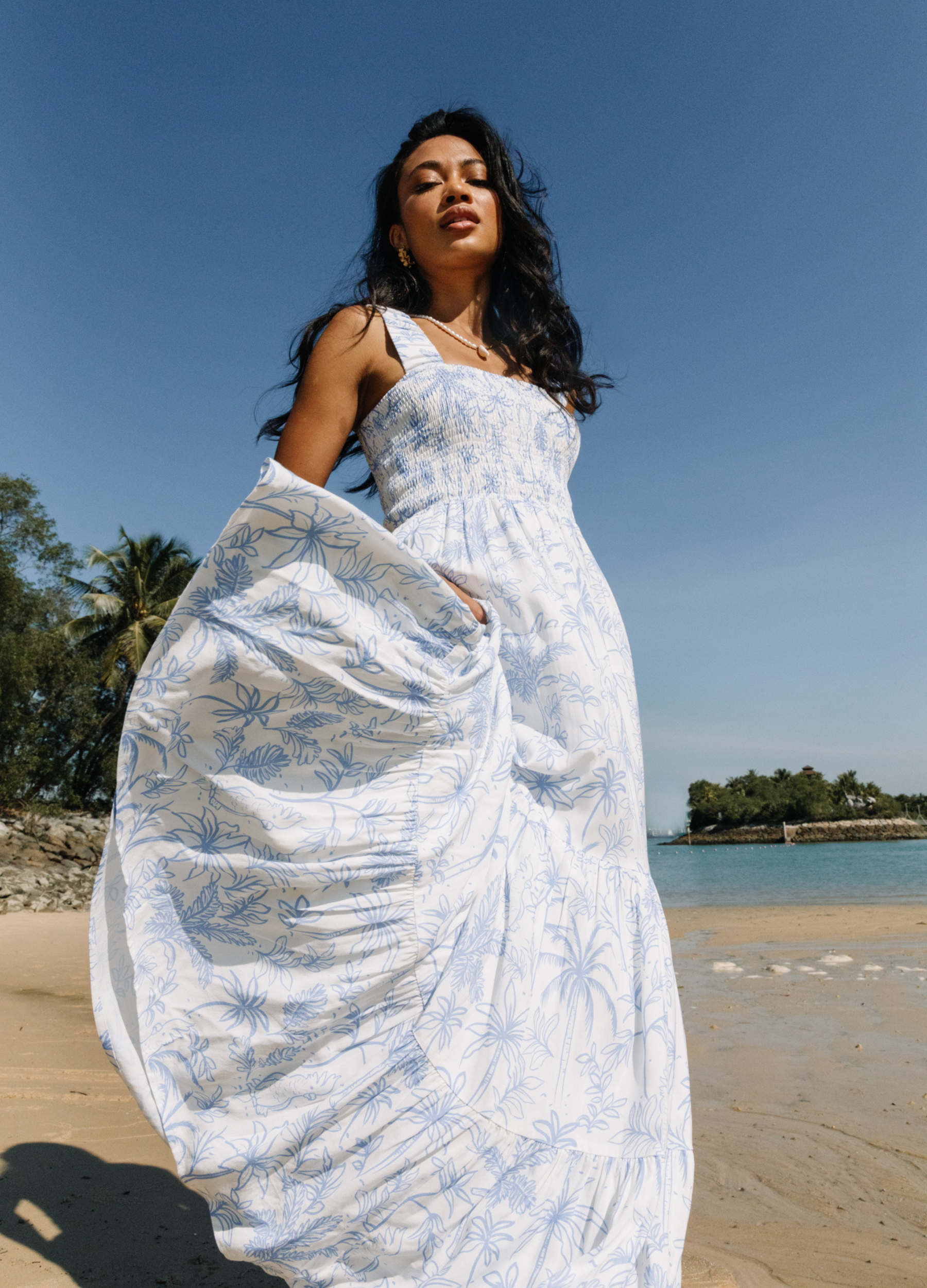 ESTL Katerina Maxi Dress in Blue and white print maxi dress
