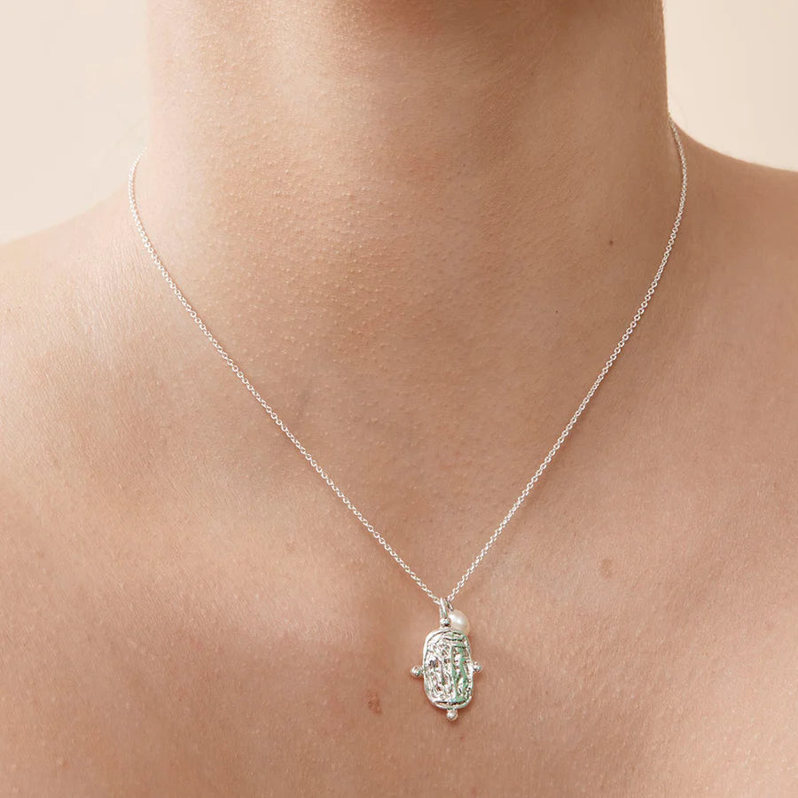 Ellie silver necklace from Jolie and Deen