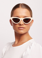 Kiss Kiss Sunglasses in Cream