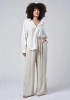 Linen neutral pants with elasticated waistband