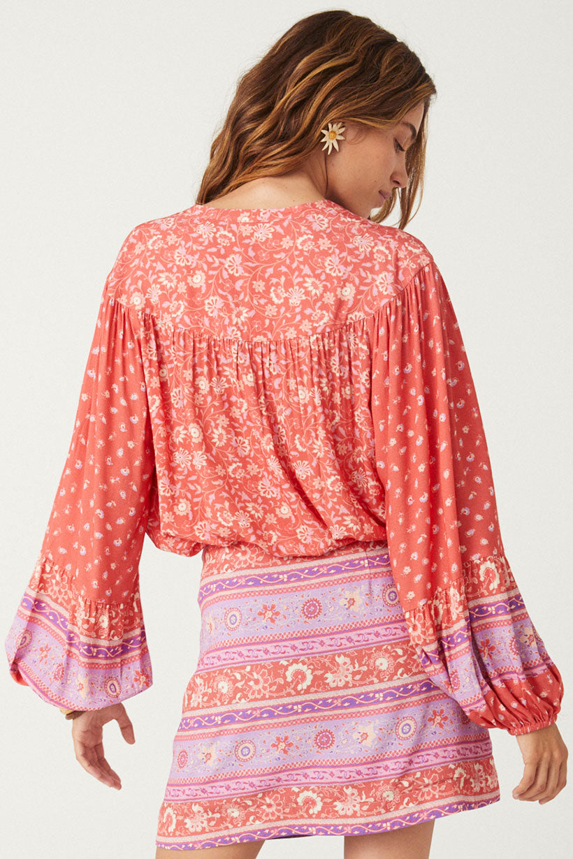 Sunshine Bandit Blouse in Cayenne with elasticated cuff and covered buttons