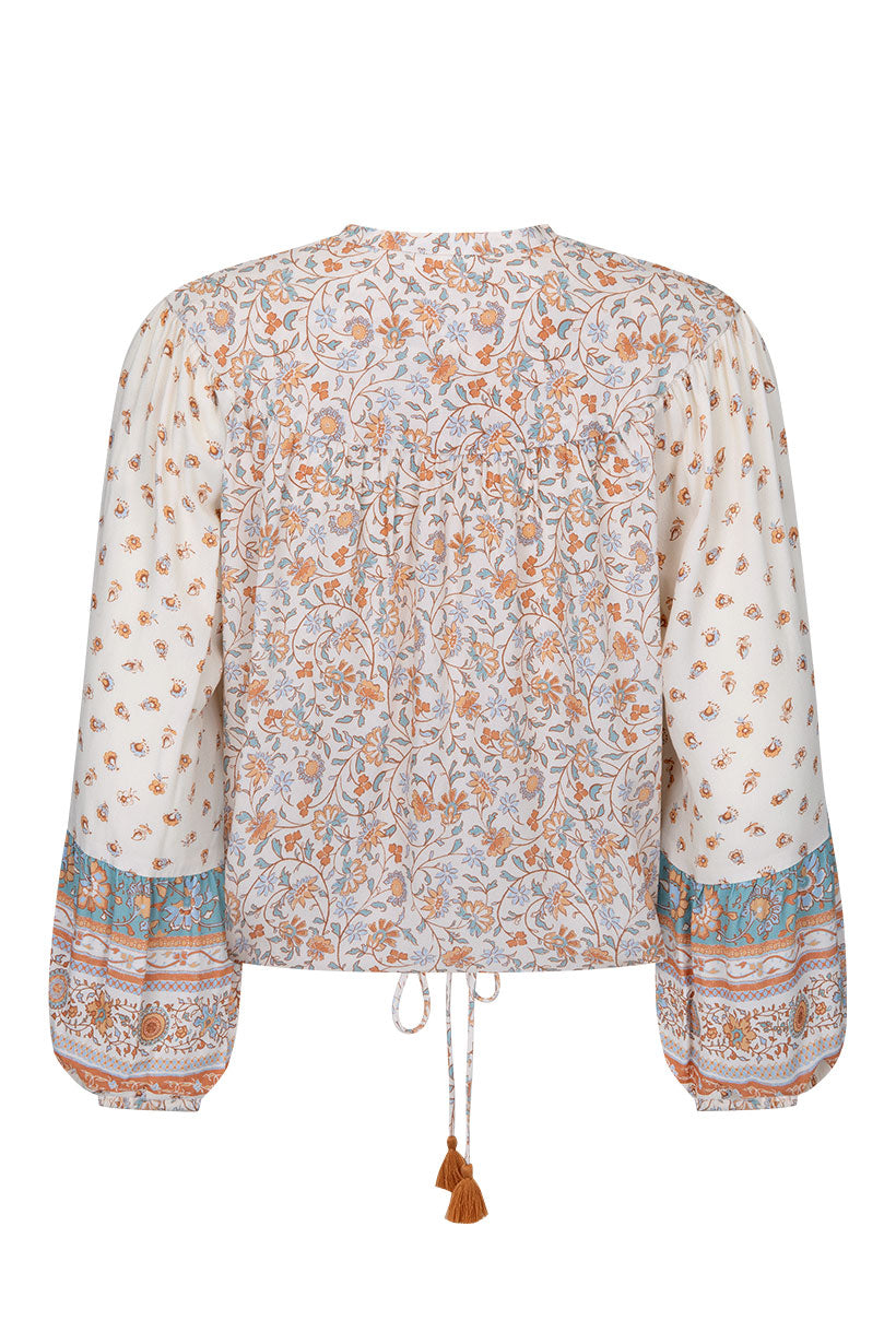 Sunshine Bandit Blouse in Desert Sage paired with blue wash jeans