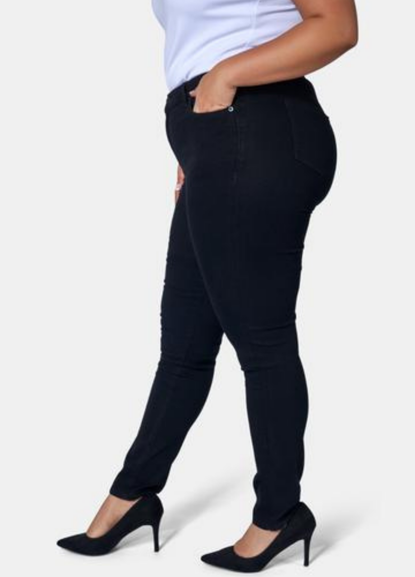Black Skinny Jean shot on curve model