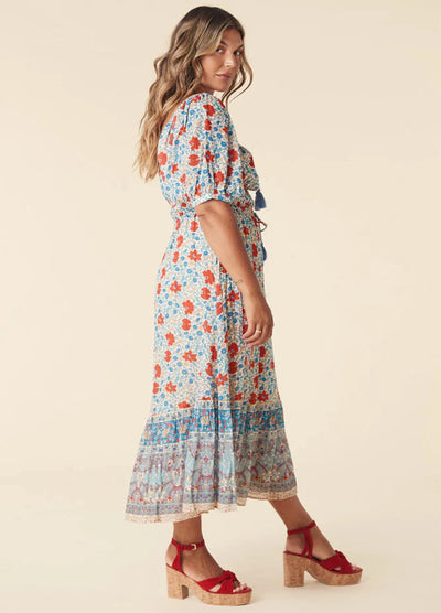 Curve Model wearing the Village Dress